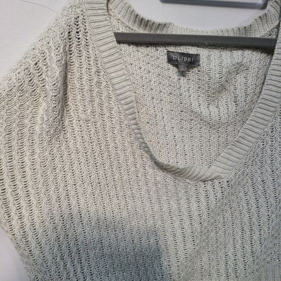 DL1961 Freeman 100% Cotton Distressed Open Knit V Neck Oversized Sweater L - Picture 8 of 10